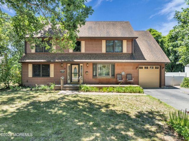 804 Brookside Drive, Toms River, NJ 08753