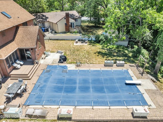 804 Brookside Drive, Toms River, NJ 08753