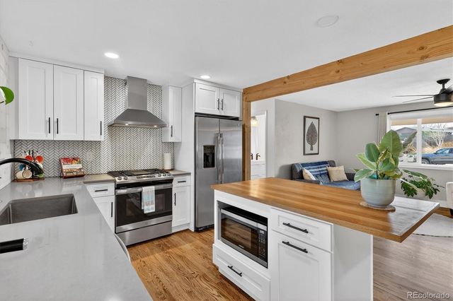 6411 W 77th Place, Arvada, CO 80003