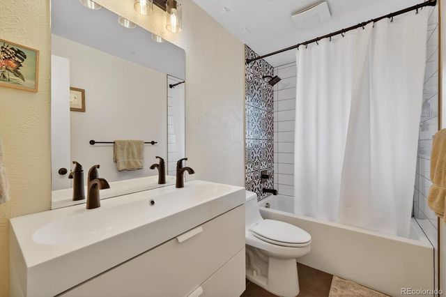 6411 W 77th Place, Arvada, CO 80003