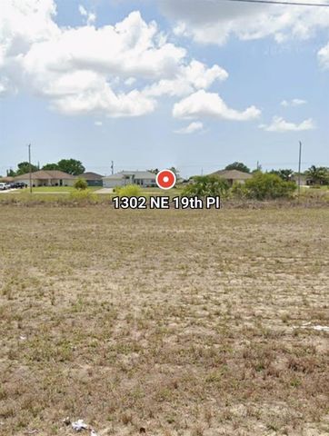 1302 NE 19TH PLACE, Cape Coral, FL 33909