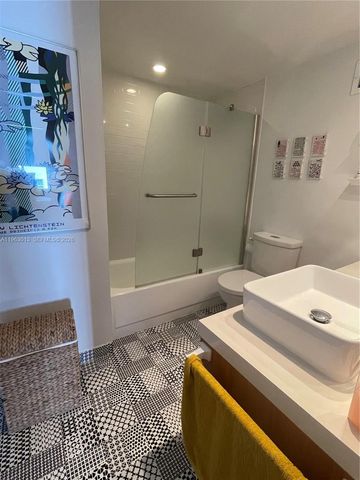 1200 West Ave 1418, Miami Beach, FL 33139