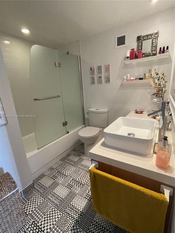 1200 West Ave 1418, Miami Beach, FL 33139