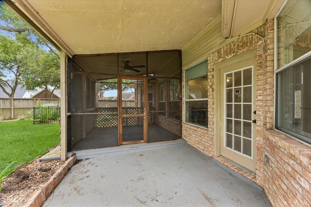 3102 Summer Bay Drive, Sugar Land, TX 77478