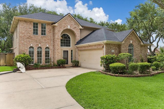 3102 Summer Bay Drive, Sugar Land, TX 77478