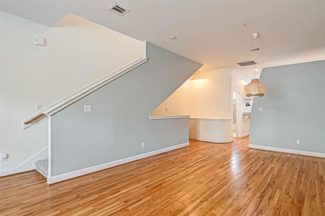 11315 Main Street 103, Houston, TX 77025