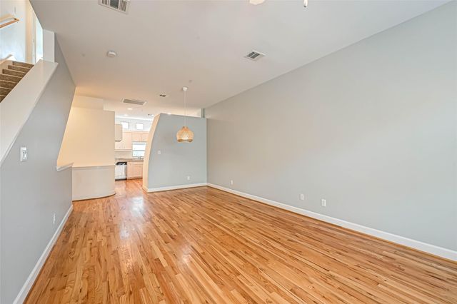 11315 Main Street 103, Houston, TX 77025