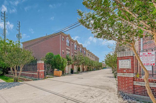 11315 Main Street 103, Houston, TX 77025