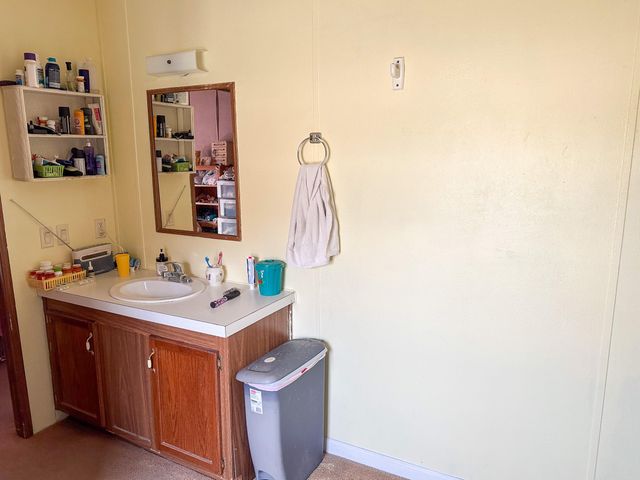 4762 County Road 1340, Pomona, MO 65789