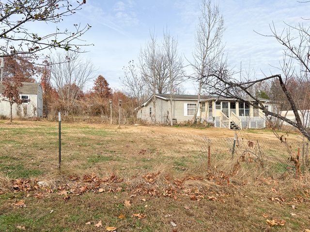 4762 County Road 1340, Pomona, MO 65789