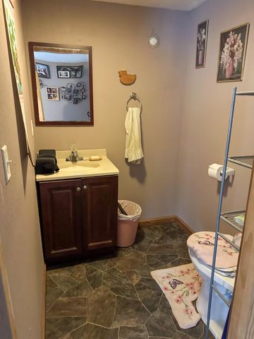 4762 County Road 1340, Pomona, MO 65789