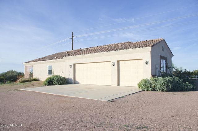 1623 E HIDALGO Street, Apache Junction, AZ 85119