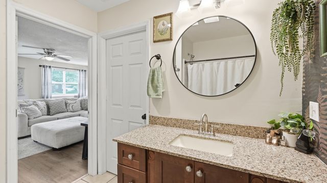 525 Sharp Springs Rd, Winchester, TN 37398