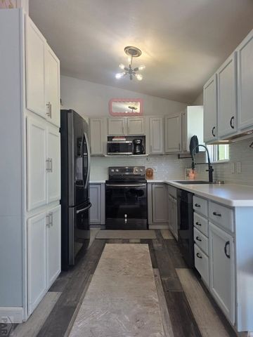 618 S Rogers Dr, Pueblo West, CO 81007