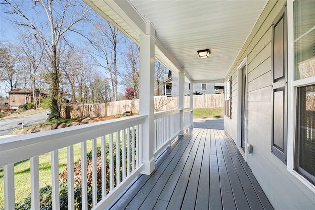 415 Heritage Row, Woodstock, GA 30188