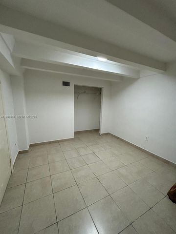 1810 NW 34th St 1, Miami, FL 33142