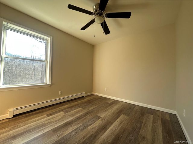 27 Dandelion Lane A, Wallkill, NY 12589