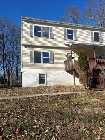 27 Dandelion Lane A, Wallkill, NY 12589