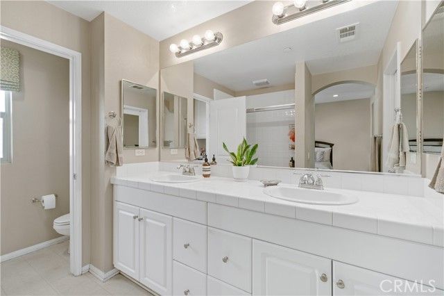 142 Hedge Bloom, Irvine, CA 92618