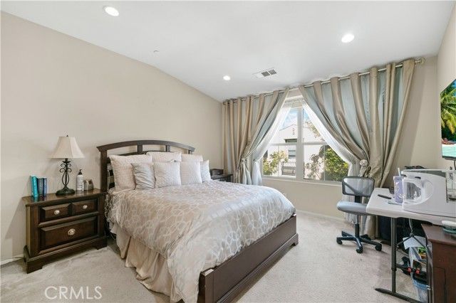 142 Hedge Bloom, Irvine, CA 92618