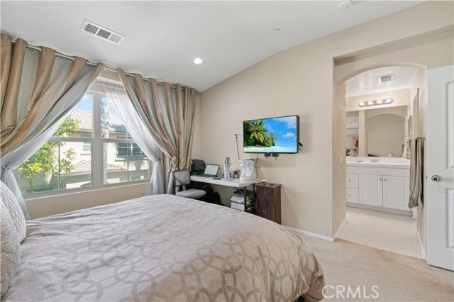 142 Hedge Bloom, Irvine, CA 92618