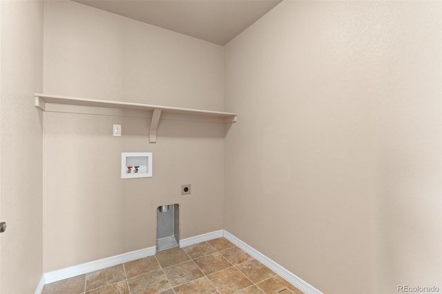 7926 Dutchl Loop, Colorado Springs, CO 80925