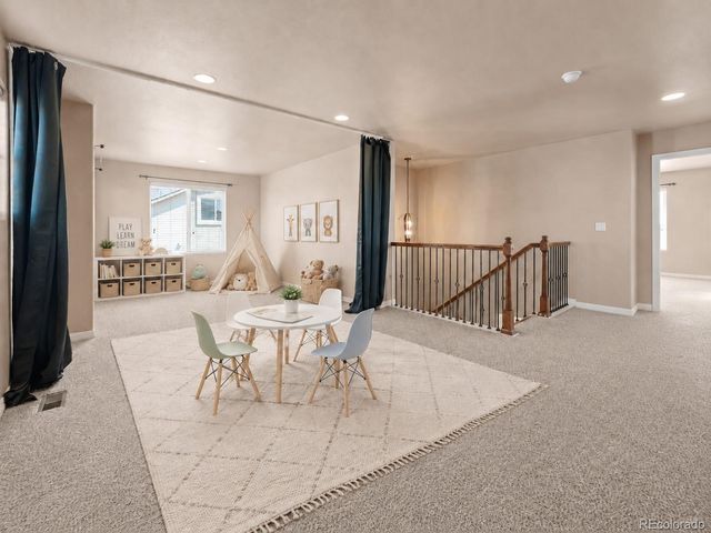 7926 Dutchl Loop, Colorado Springs, CO 80925
