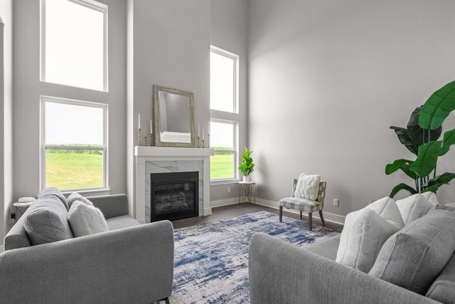 6938 Faiths Way, Bettendorf, IA 52722