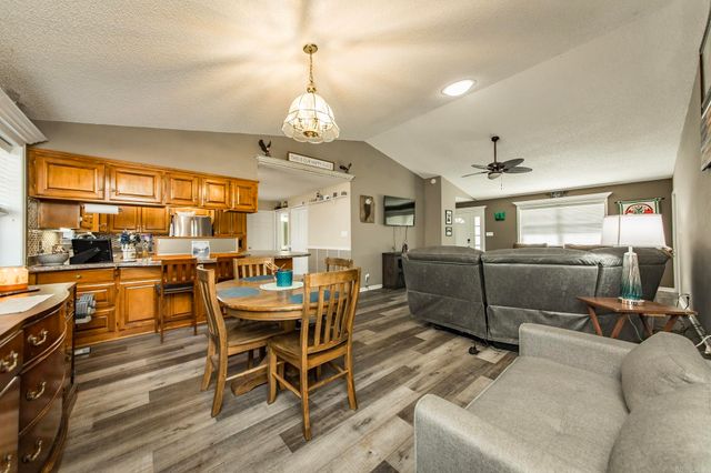 4 Miranda Lane, Hot Springs Village, AR 71909