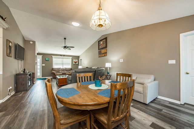 4 Miranda Lane, Hot Springs Village, AR 71909