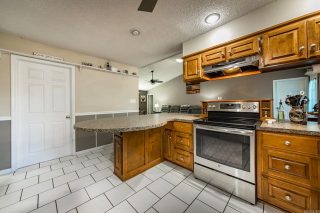 4 Miranda Lane, Hot Springs Village, AR 71909