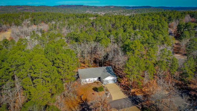 4 Miranda Lane, Hot Springs Village, AR 71909