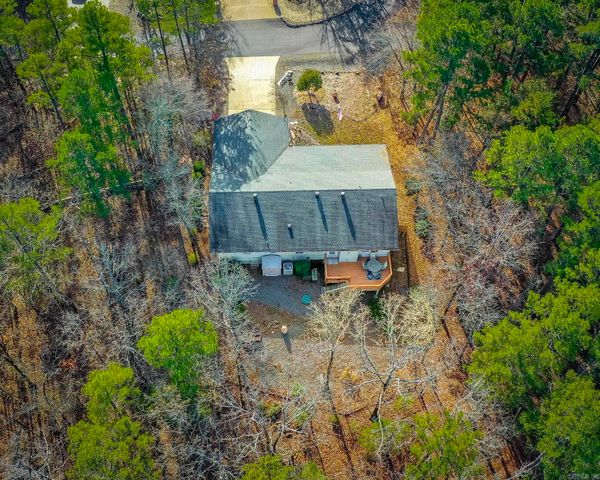 4 Miranda Lane, Hot Springs Village, AR 71909