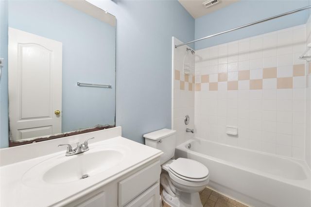 3511 Cypress Village Drive, Pearland, TX 77584