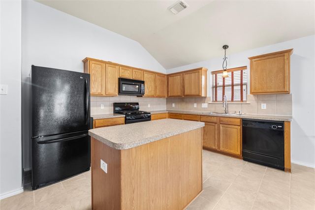 3511 Cypress Village Drive, Pearland, TX 77584