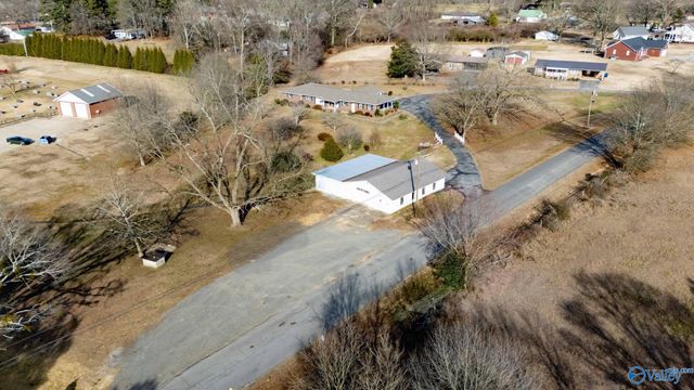 55 County Road 462, Geraldine, AL 35974