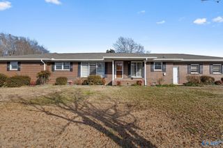 55 County Road 462, Geraldine, AL 35974