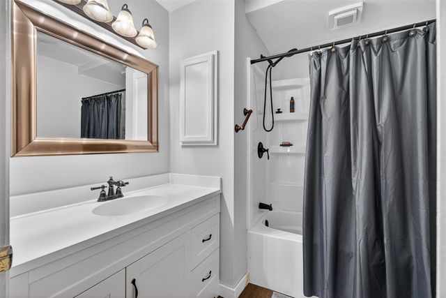 340 Wood Hills Drive, Concord, MI 49237