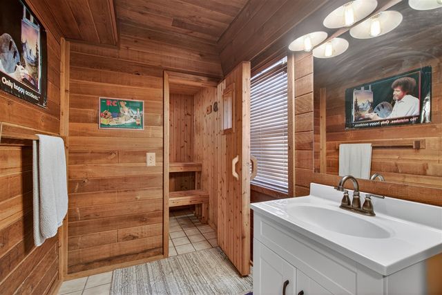 340 Wood Hills Drive, Concord, MI 49237