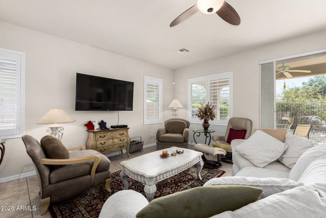 4413 E HARTFORD Avenue, Phoenix, AZ 85032