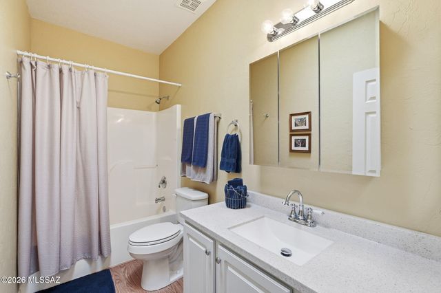 448 W Deerwood Lane, Green Valley, AZ 85614