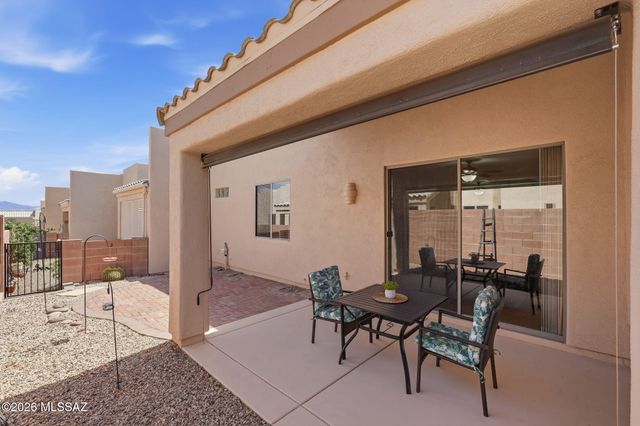 448 W Deerwood Lane, Green Valley, AZ 85614