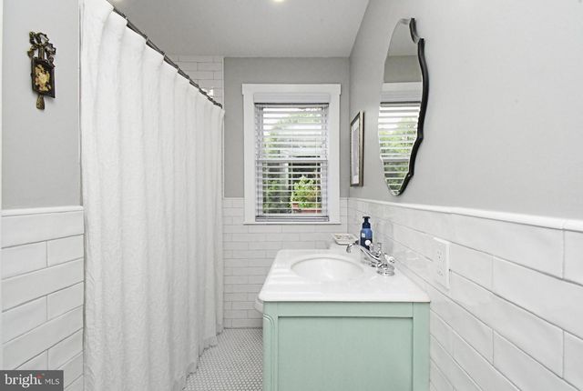 1118 CORNWELLS AVE, Bensalem, PA 19020