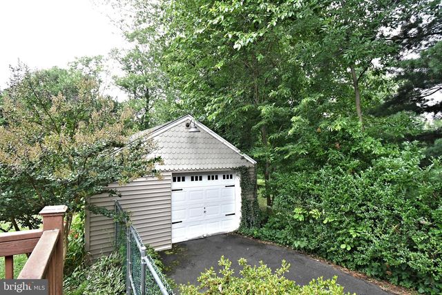 1118 CORNWELLS AVE, Bensalem, PA 19020