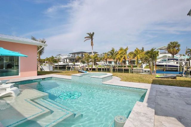 605 CONCORD LANE, Holmes Beach, FL 34217