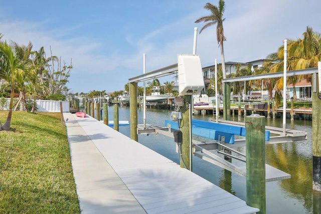 605 CONCORD LANE, Holmes Beach, FL 34217