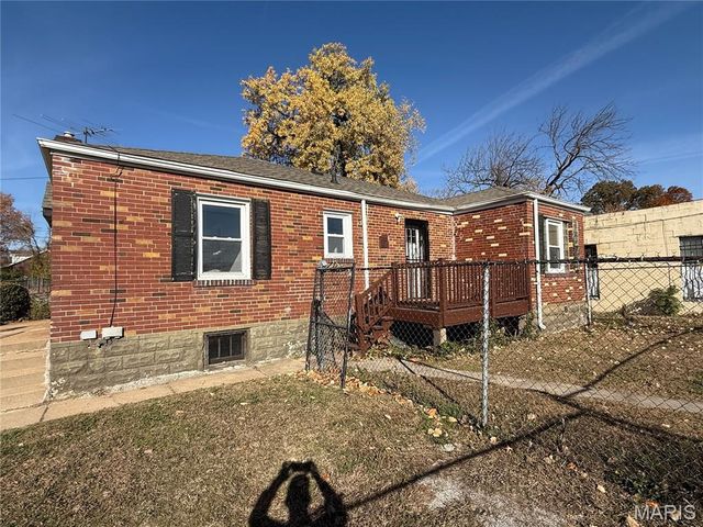 6203 Dardanella Avenue, Normandy, MO 63121