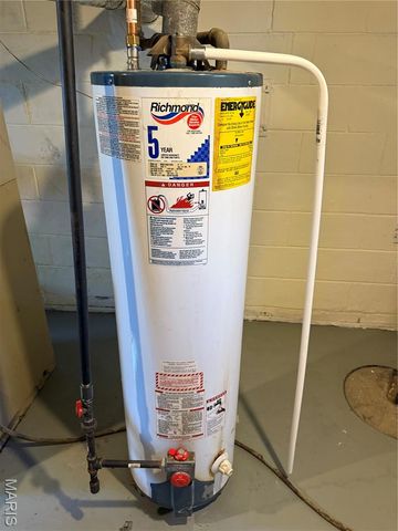 6203 Dardanella Avenue, Normandy, MO 63121