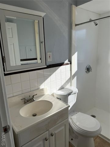 6203 Dardanella Avenue, Normandy, MO 63121