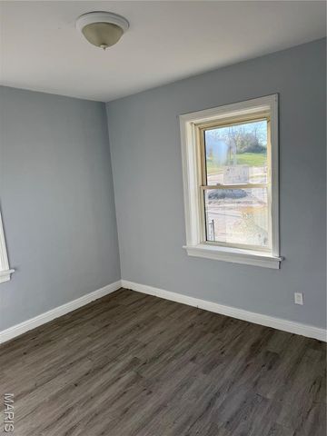 6203 Dardanella Avenue, Normandy, MO 63121